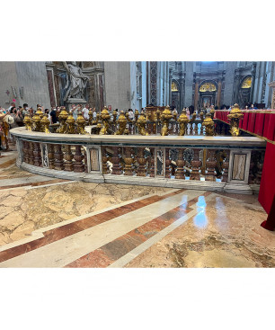 P0010 - Rome - St Peter's Basilica - Balustrade at the tomb of St Peter